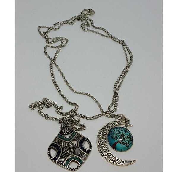 Curated bundle lot 2 southwestern vibes silver tone necklaces boho - Picture 1 of 3
